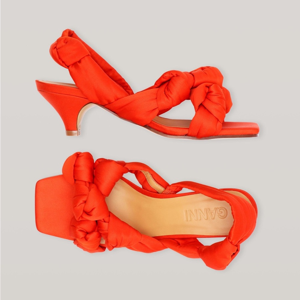 Ganni satin sling back NWT